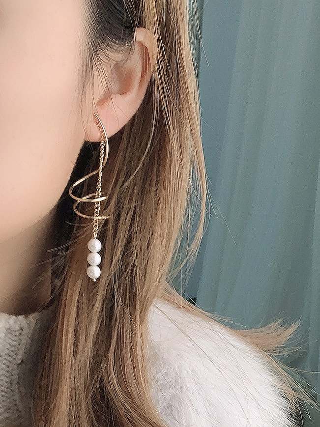 Boucles d'oreilles pendantes minimalistes géométriques en laiton avec perle d'imitation