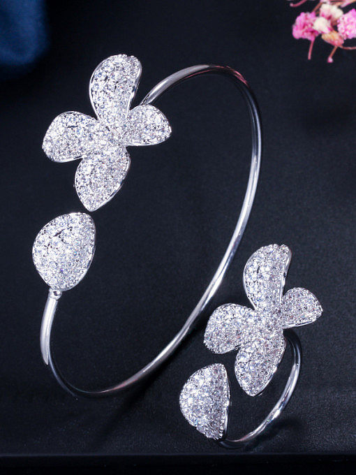 Cobre com zircônia cúbica flor de luxo 2 peças conjunto de joias anéis e pulseiras