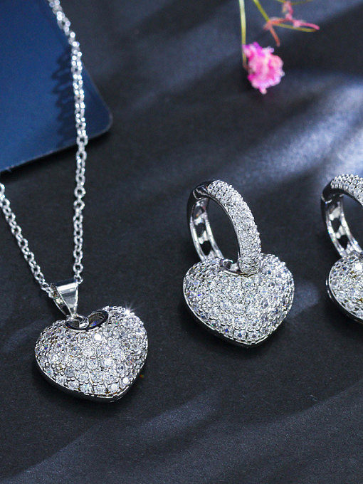 Colar de amor de coração de zircão brilhante de luxo com 2 peças conjunto de joias