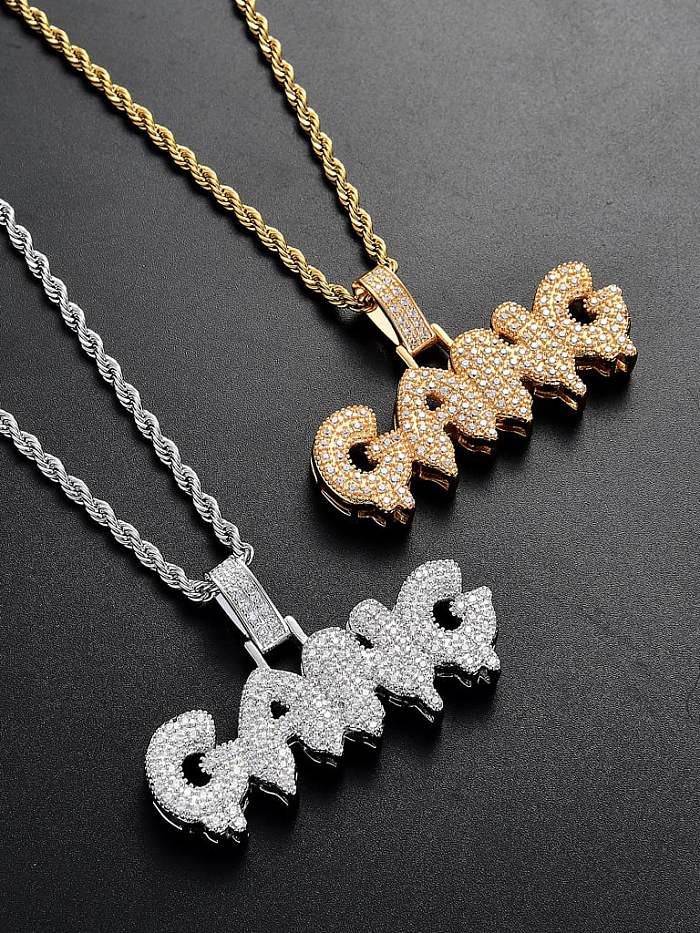 Trend-Halskette mit Zirkonia-Buchstaben aus Messing