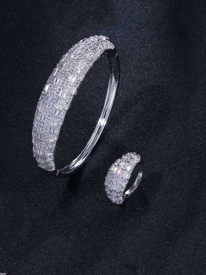 Conjunto de anéis e braceletes geométricos luxuosos de zircônia cúbica de latão