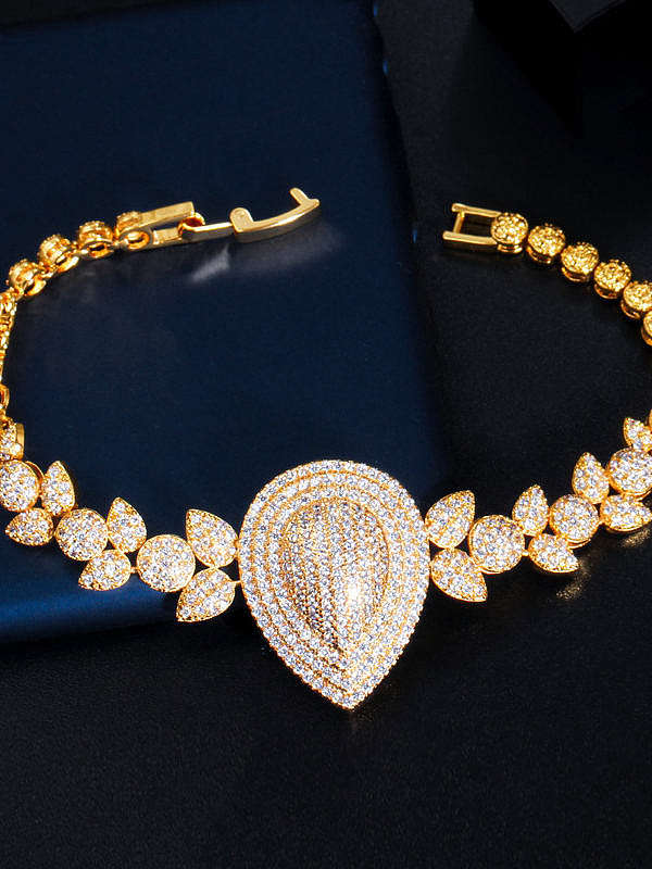 Conjunto de anel e pulseira de luxo com zircônia cúbica de cobre
