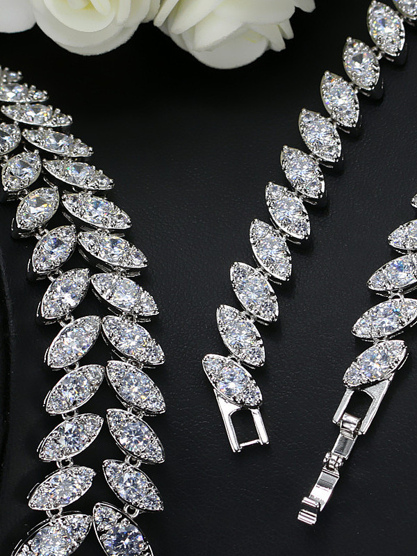 Conjunto de joyas de 2 piezas de aretes de collar de circón AAA con brillo de lujo