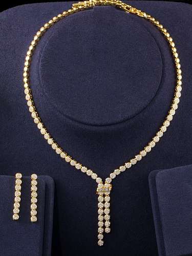 Conjunto de brincos e colar de luxo com zircônia cúbica de cobre