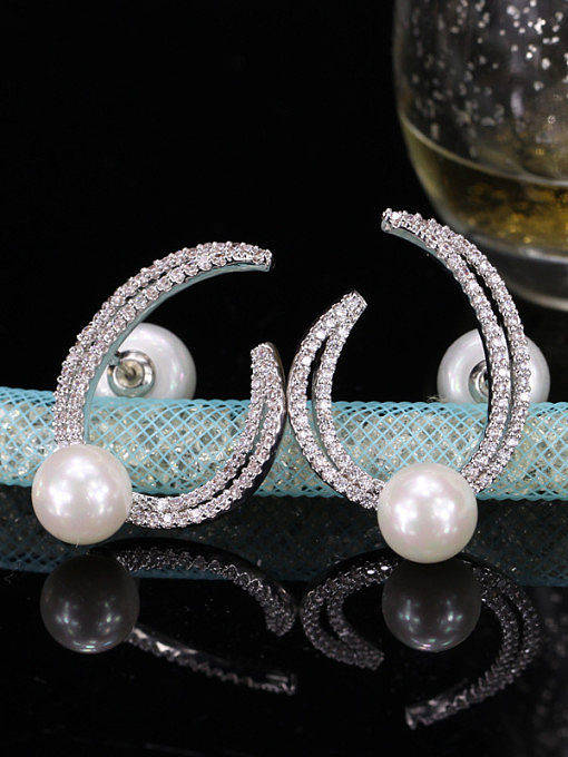 Sweet Temperament Women's Pearl Chandelier earring