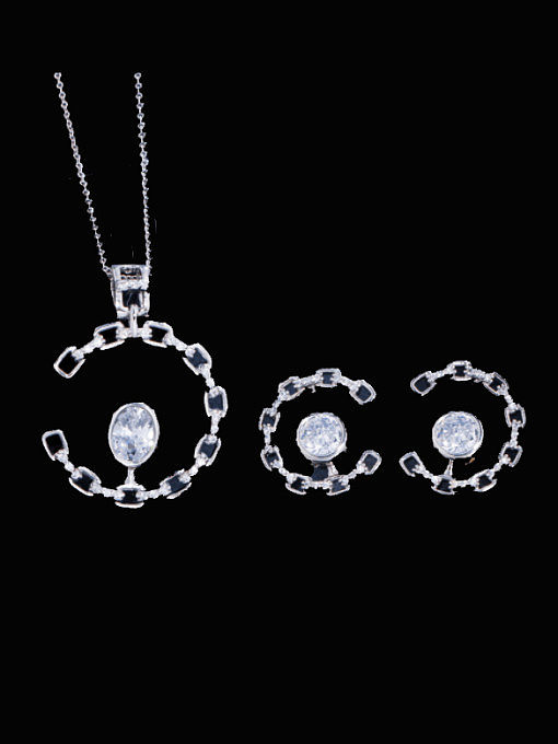 Conjunto de colar e brinco oval luxuoso de zircônia cúbica de latão