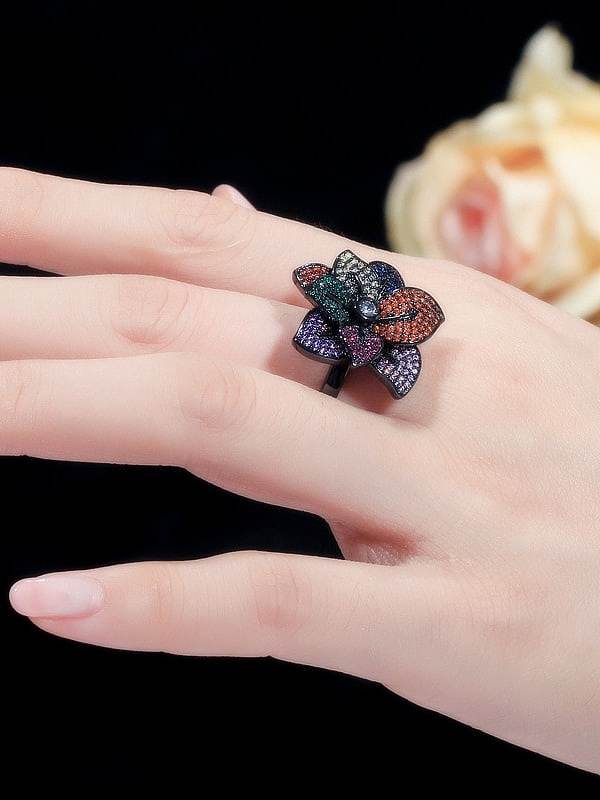 Kupfer mit Zirkonia Fashion Flower Statement Ringe in freier Größe