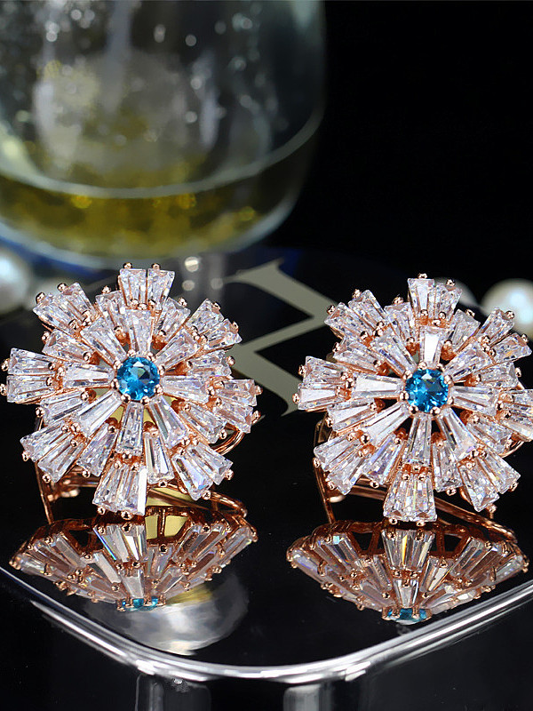 Snowflake Lovely Stud Cluster earring
