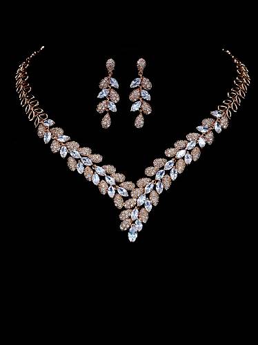 Messing Cubic Zirkonia Luxury Leaf Ohrring und Halskette Set