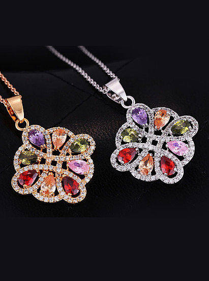 Flower Shaped Western Style Necklace