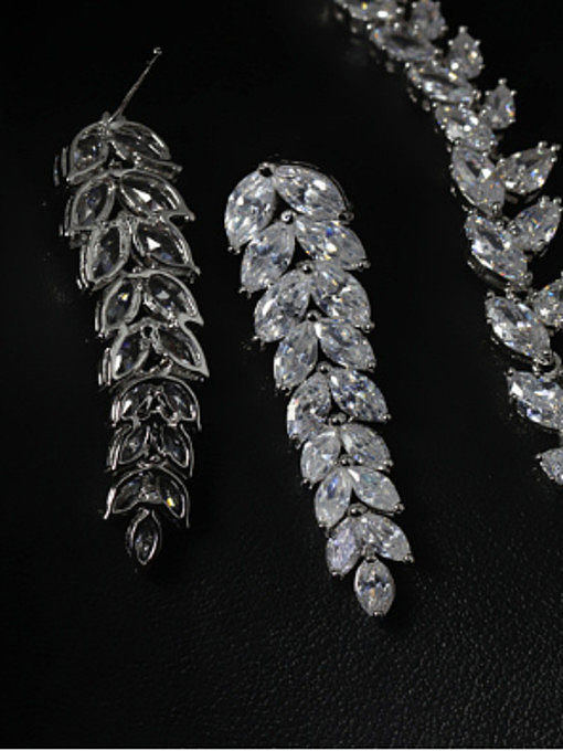 Conjunto de joias de duas peças de zircônia em forma de folhas 2018