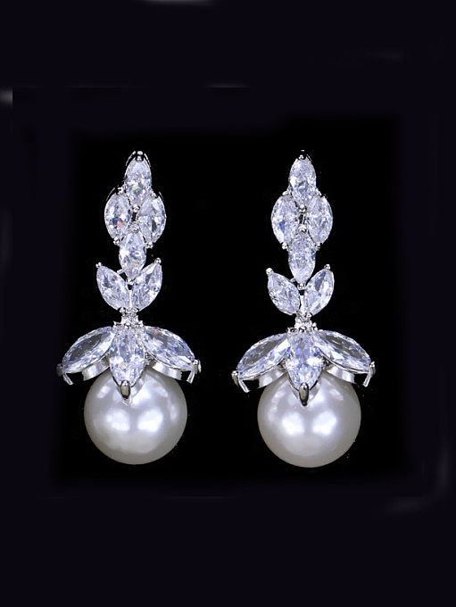 Fashion Sweetly Lovely Flower-shape Shell Zircons Drop Earrings
