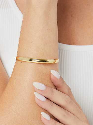 Bracelet manchette minimaliste géométrique lisse en laiton