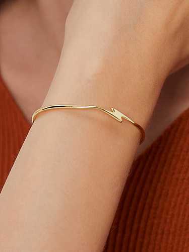 Bracelet manchette minimaliste irrégulier en laiton