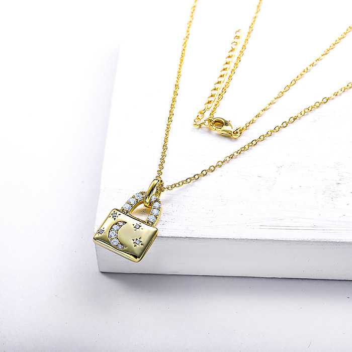 Collier pendentif cadenas rempli d'or avec zircon cubique
