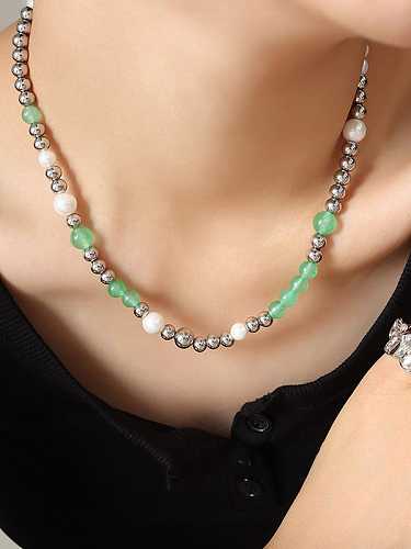Geometrische minimalistische Perlenkette mit Süßwasserperlen aus Titanstahl