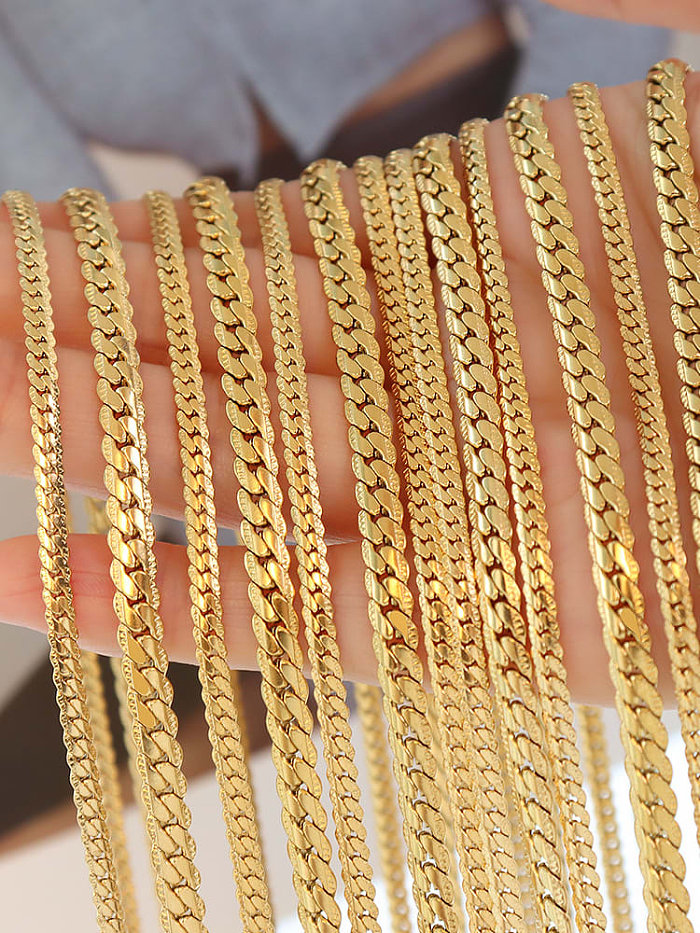 Set aus unregelmäßigem Vintage-Armband und Halskette aus Titanstahl