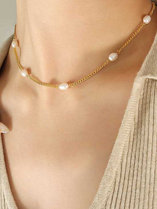 Geometrische Vintage-Halskette mit Süßwasserperlen aus Titanstahl