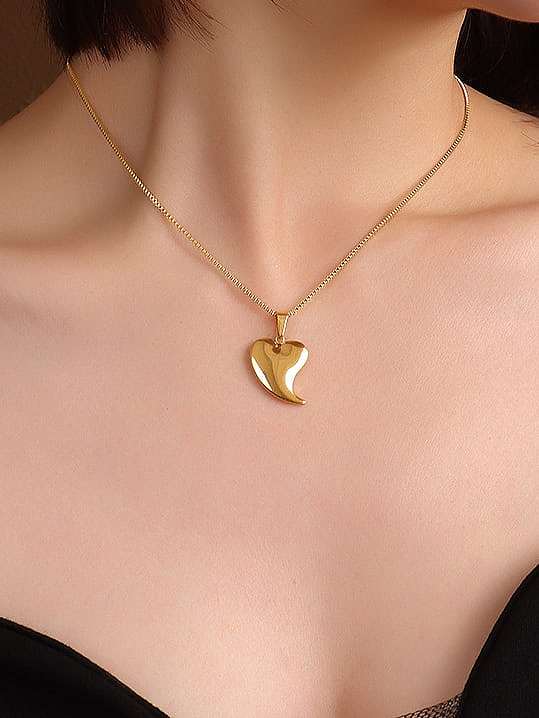 Minimalistische Halskette aus Titanstahl mit glattem Herz