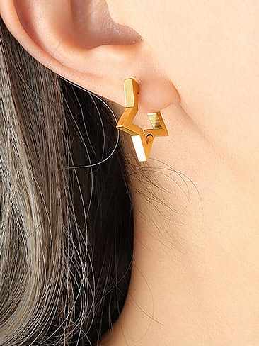 Boucle d'oreille Huggie minimaliste géométrique en acier titane