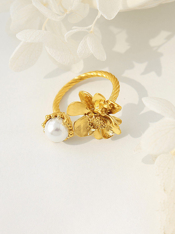 Brass Imitation Pearl Flower Vintage Band Ring