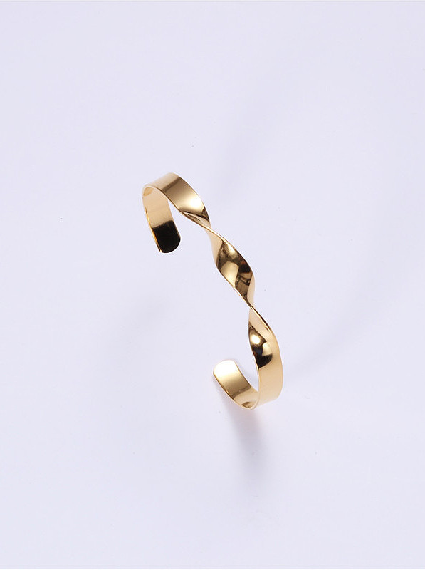 Brazaletes irregulares de tamaño libre de titanio con personalidad chapada en oro