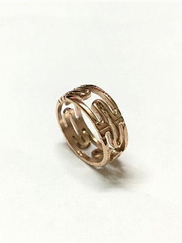 Retro Style Fashion Hollow Ring