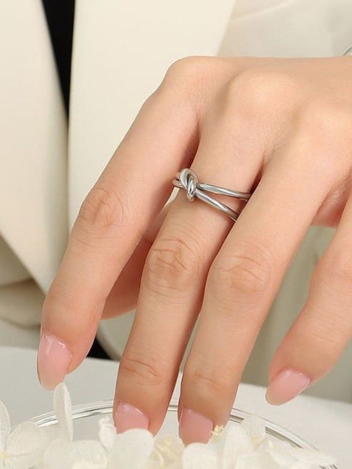 Conjunto de anel e pulseira minimalista de aço titânio com camada dupla