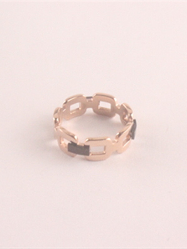 Personality Titanium Rose Gold Hollow Ring