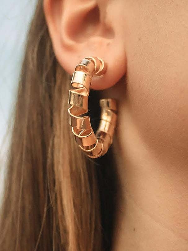 Geometrischer minimalistischer Creolen-Ohrring aus Edelstahl