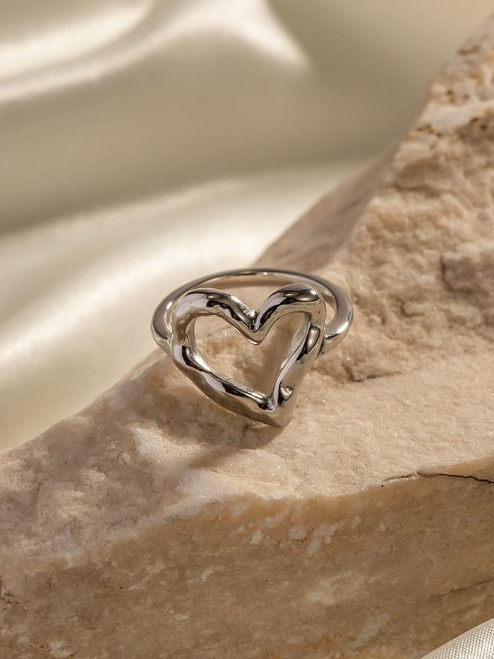 Stainless steel Heart Minimalist Band Ring