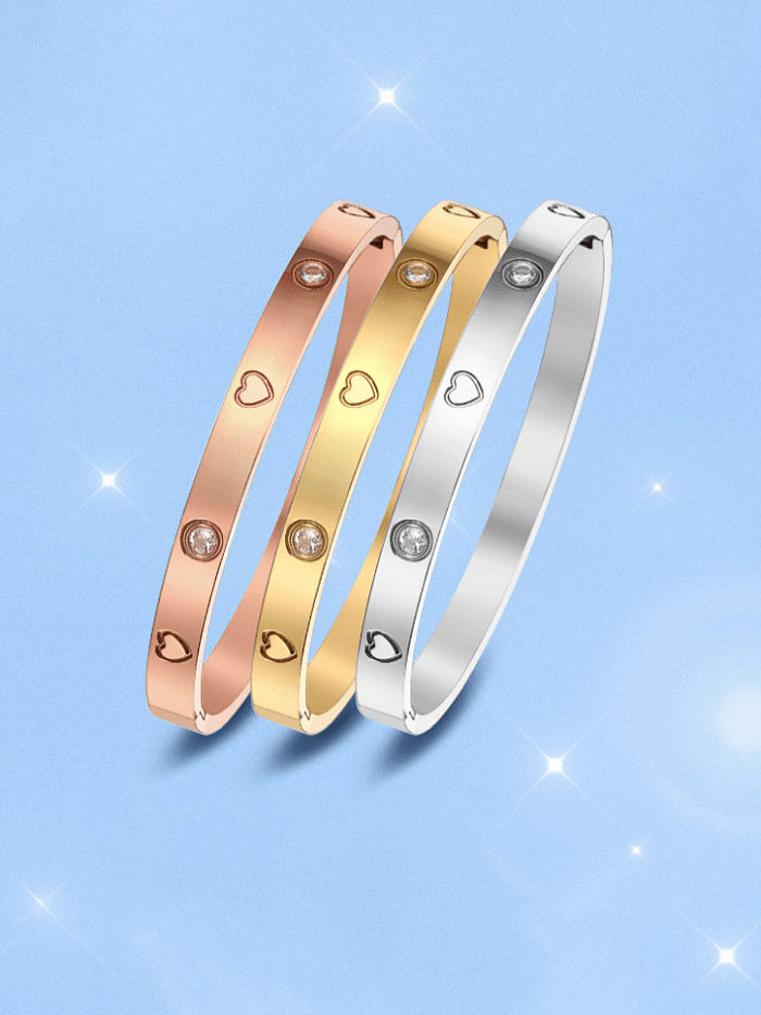 Brazalete de banda minimalista de corazón de acero inoxidable