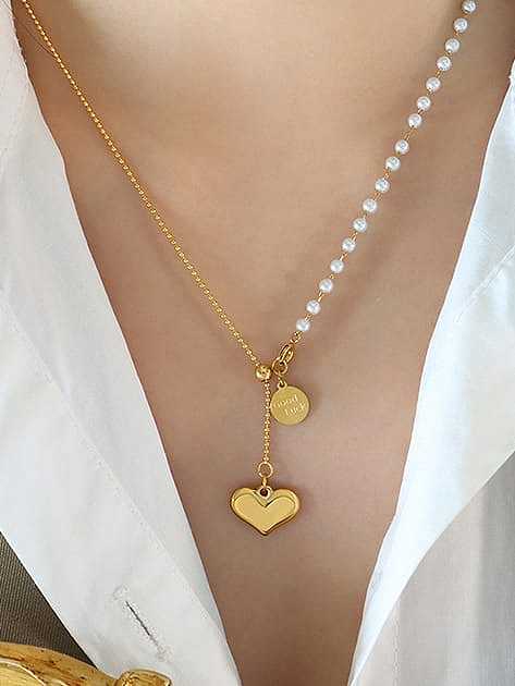Minimalistische Lariat-Halskette mit Herz aus Titanstahl