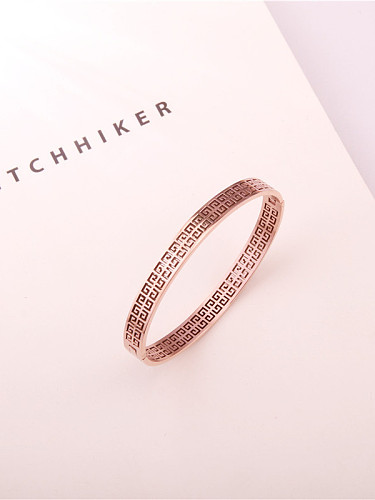 Single Line Fashion Titanium Ring