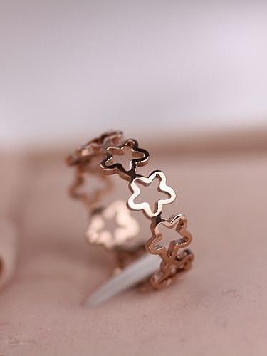 Hollow Star Fashion Opening Ring