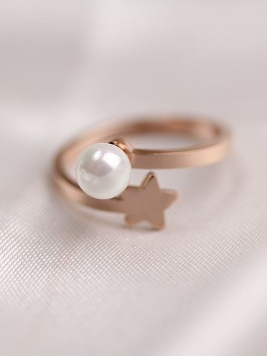 Shell Pearl Star Smooth Ring