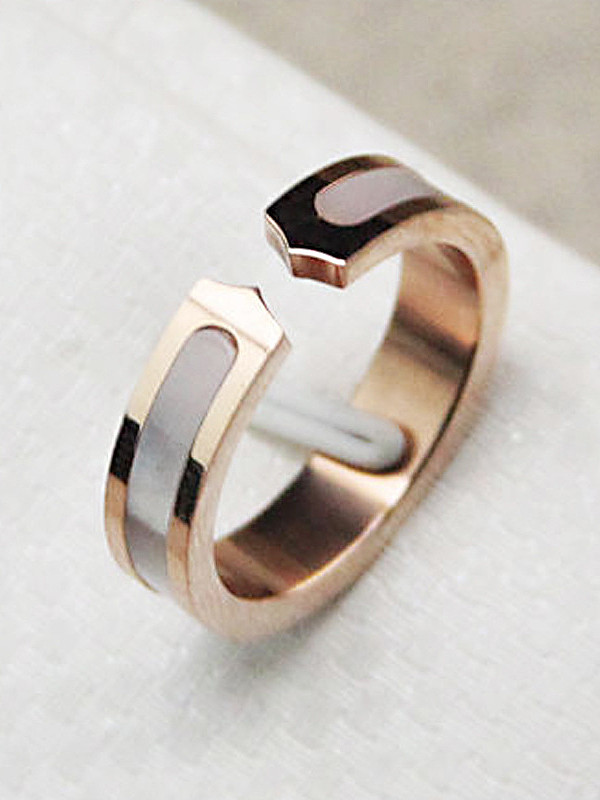 Lover Shell Classical Opening Ring