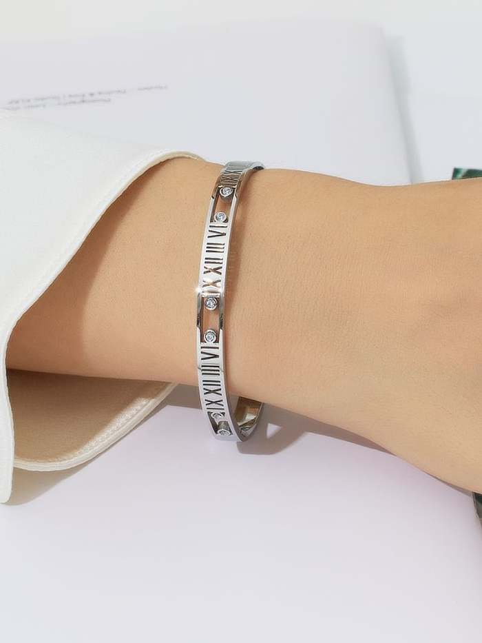 Stainless steel Hollow Geometric Vintage Band Bangle