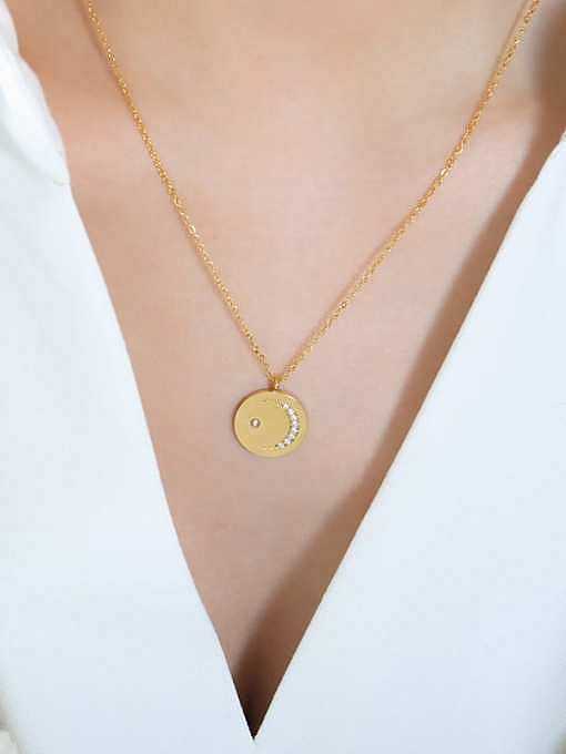 Geometrische minimalistische Halskette aus Titanstahl mit Zirkonia