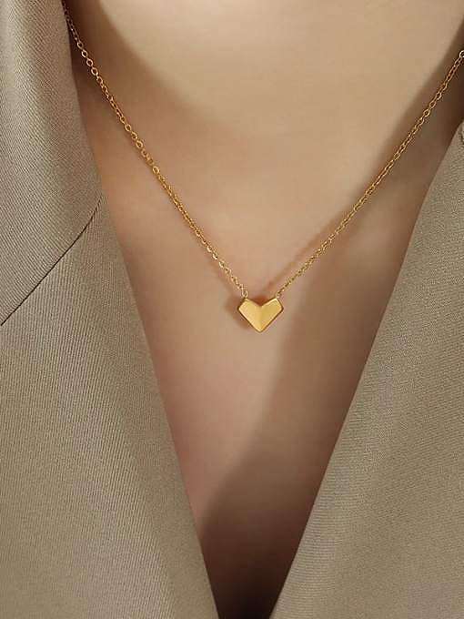 Minimalistische Halskette mit Herz aus Titanstahl