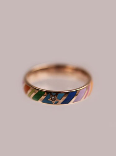 Bague en titane pour femme en émail coloré