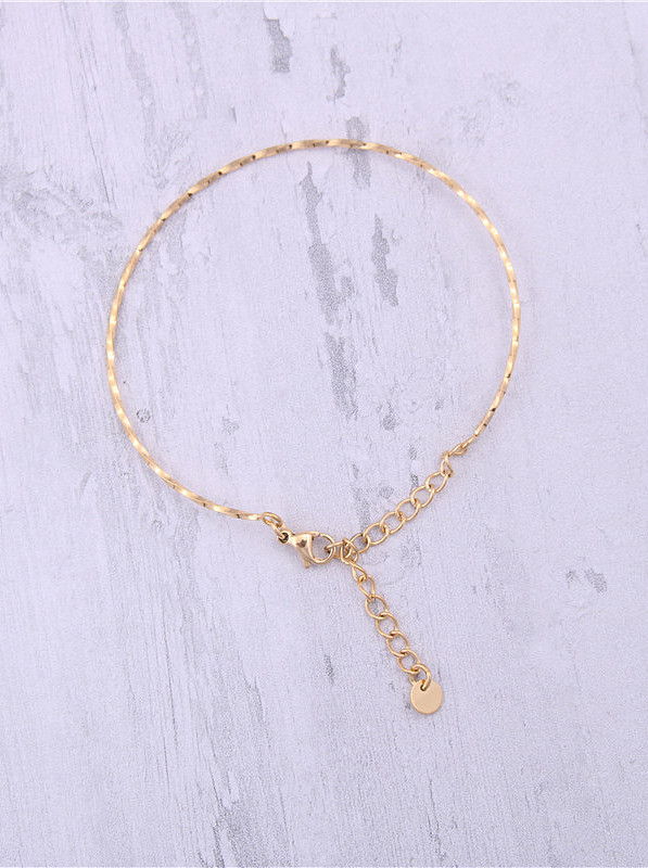 Titane avec bracelets torsadés ronds simplistes plaqués or
