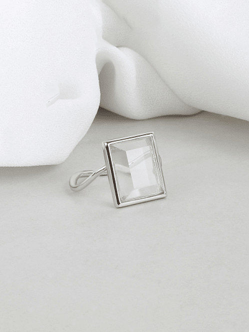 Geometrischer minimalistischer Bandring aus 925er Sterlingsilber mit Glasstein