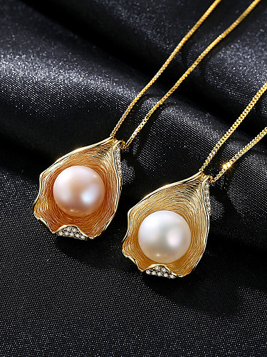 Pure silver shell design freshwater pearl gold necklace