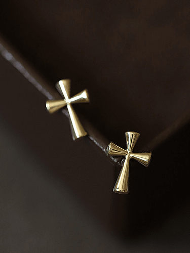 Boucle d'oreille minimaliste en forme de croix en argent sterling 925