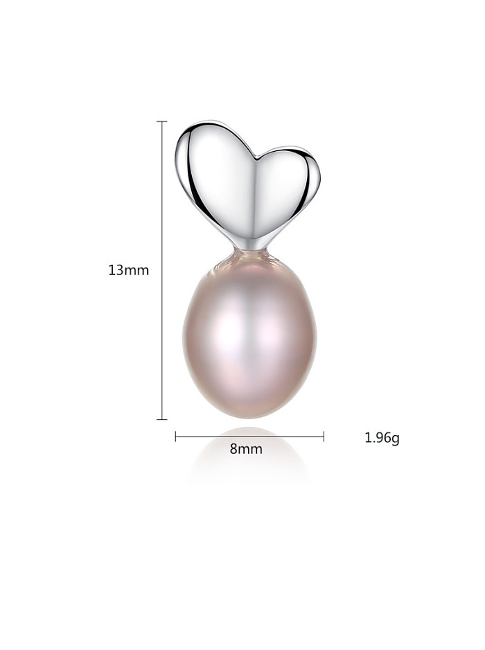 قرط من الفضة الإسترليني مقاس 7-8 ملم من لؤلؤ المياه العذبة على شكل قلب