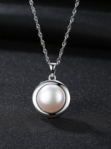 Collar de diseño redondo minimalista de perlas naturales de plata pura