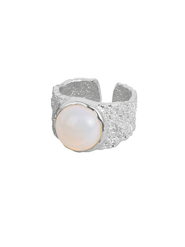 Anillo de banda minimalista geométrico de perla de imitación de plata de ley 925