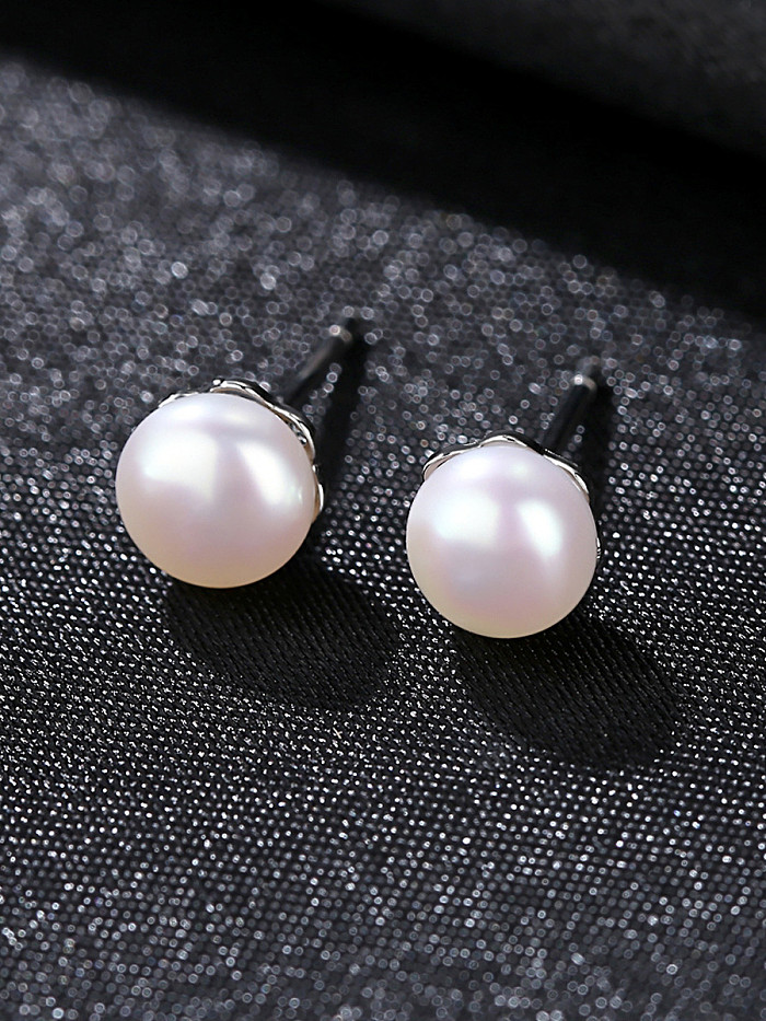 Sterling Silver allergy flower shaped sticky Natural Freshwater Pearl Stud Earrings