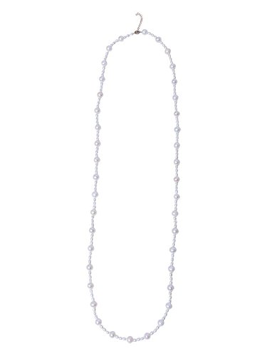 Collar minimalista geométrico de múltiples hebras con perlas de agua dulce de latón